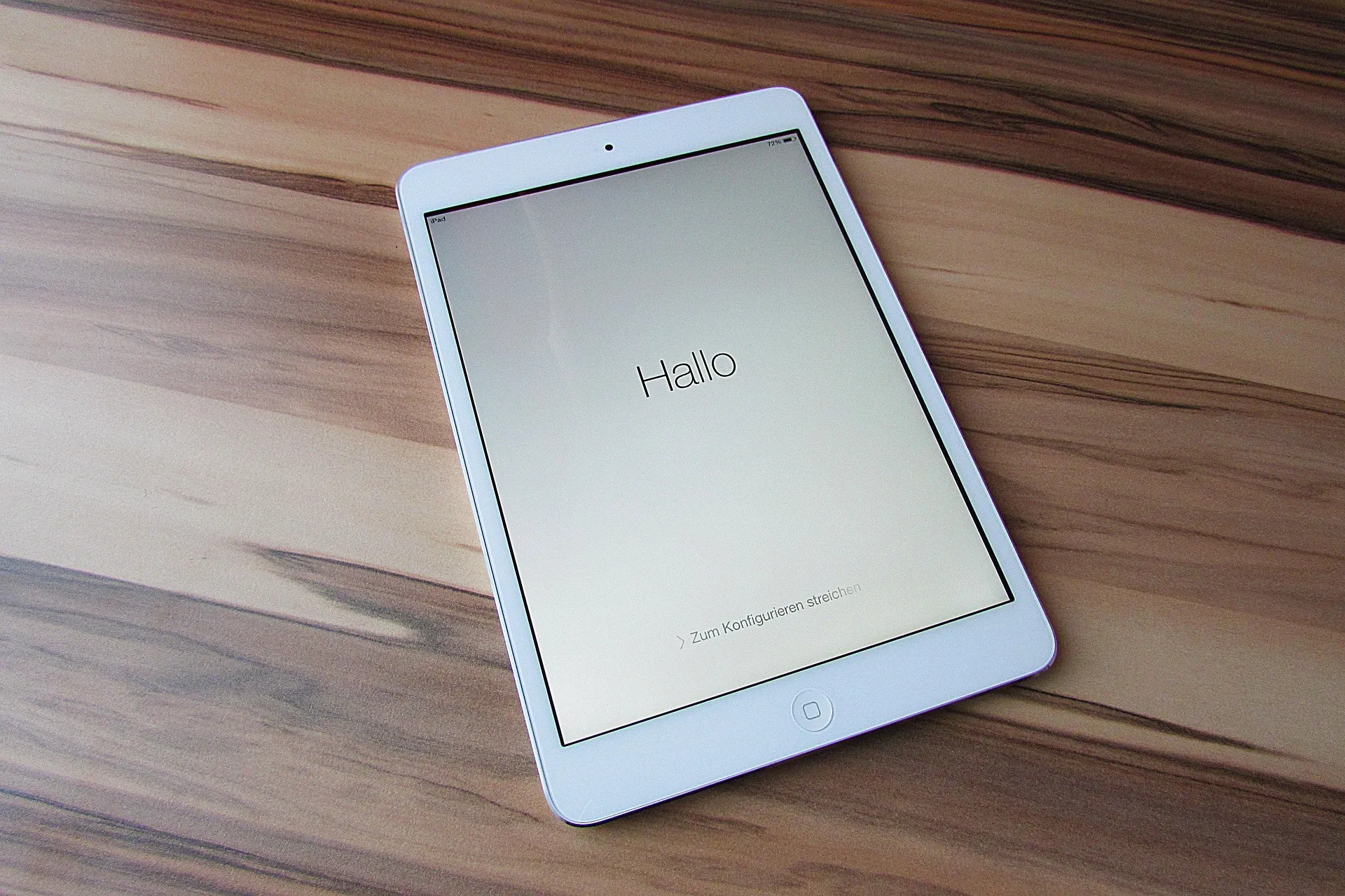 Tablet says Hello